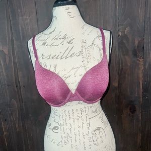 Victoria’s Secret T-shirt bra